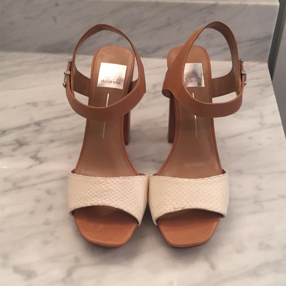 Dolce vita sandal 8.5